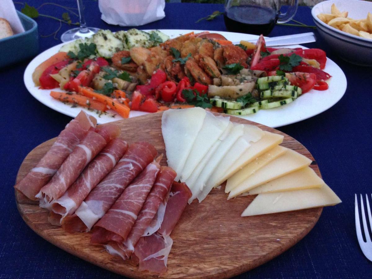 Adrian's & Winery Lumbarda